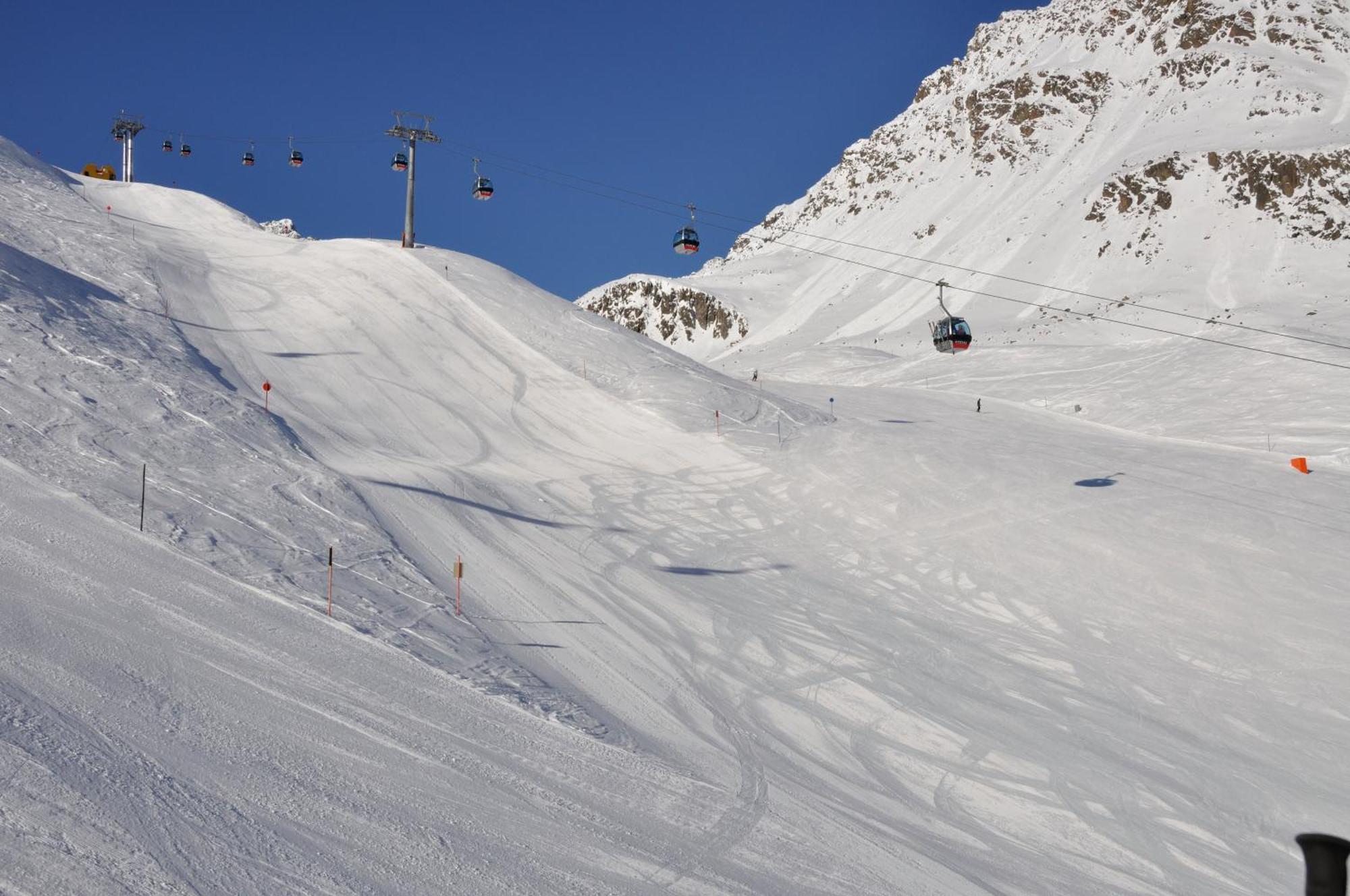 Haus Astoria Apartment Sankt Leonhard im Pitztal Bagian luar foto