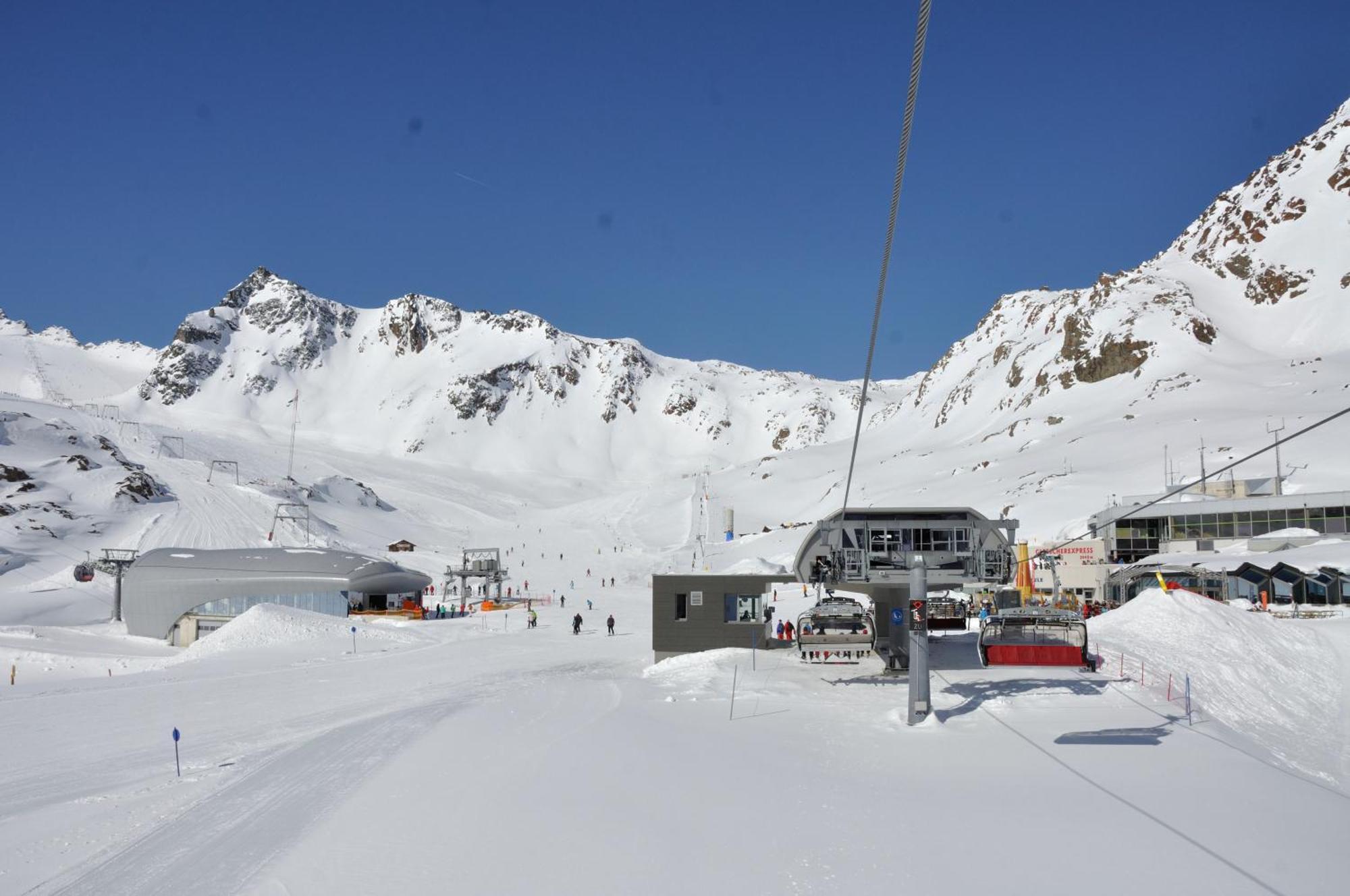 Haus Astoria Apartment Sankt Leonhard im Pitztal Bagian luar foto