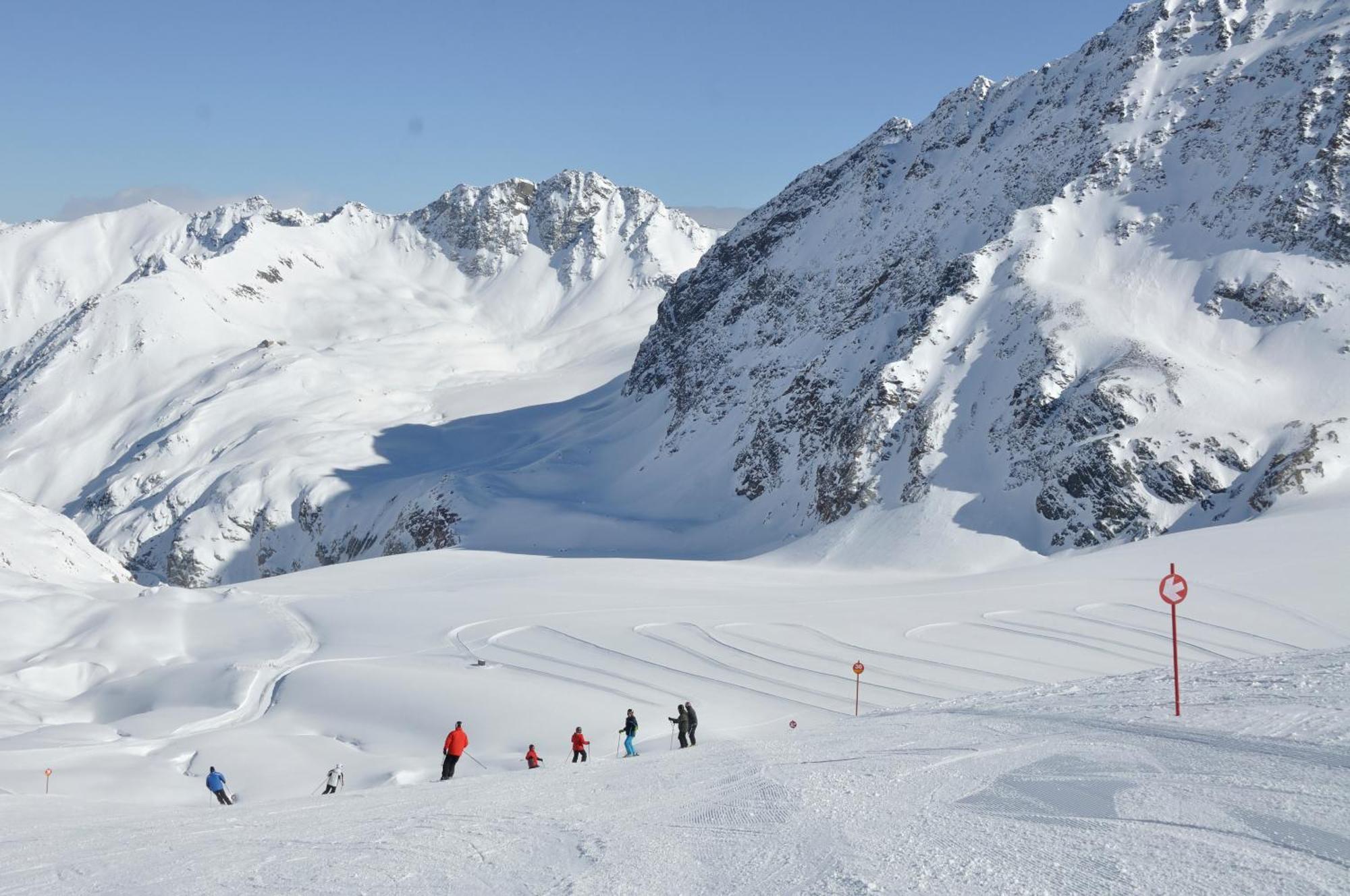 Haus Astoria Apartment Sankt Leonhard im Pitztal Bagian luar foto