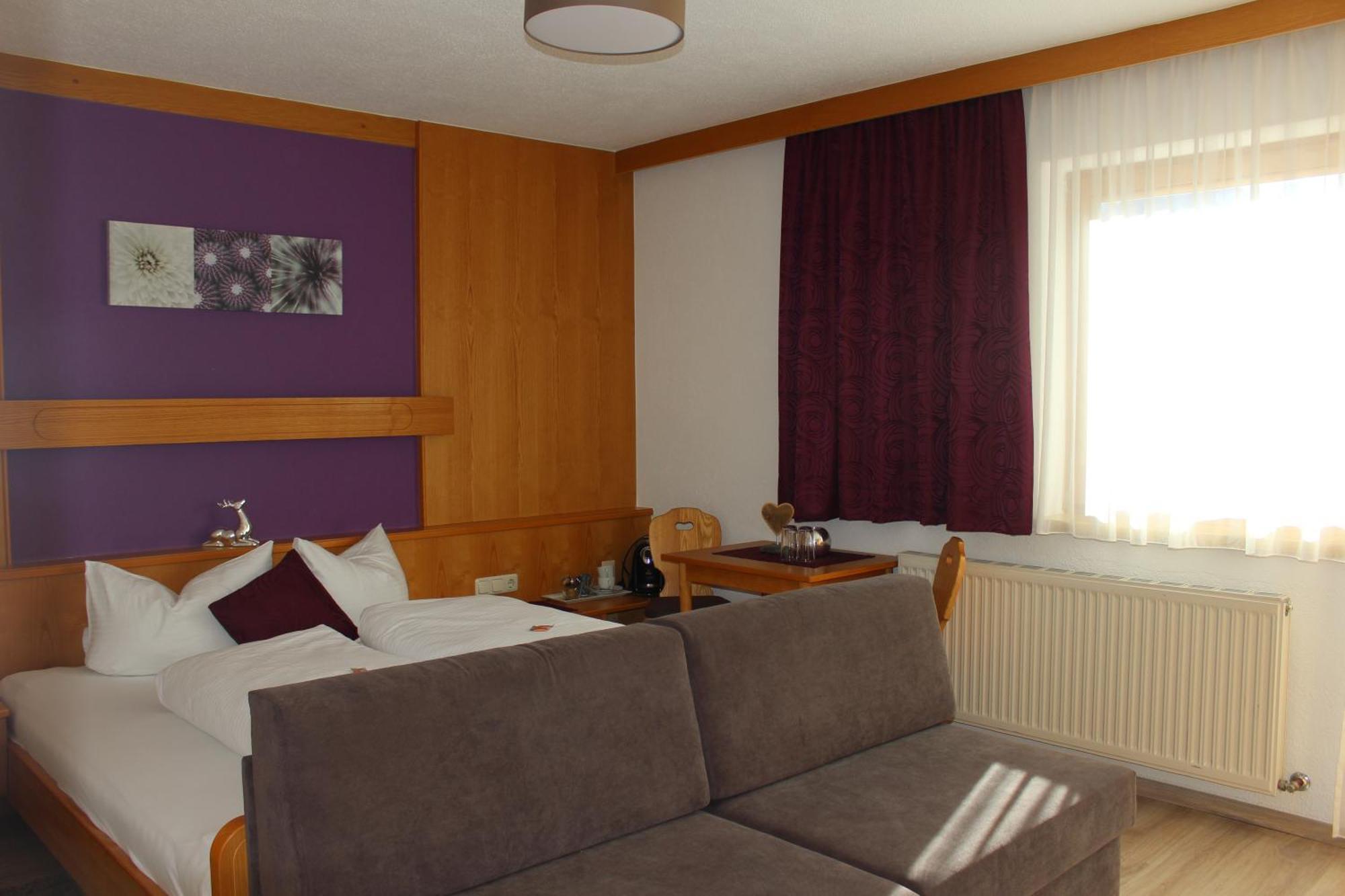 Haus Astoria Apartment Sankt Leonhard im Pitztal Bagian luar foto