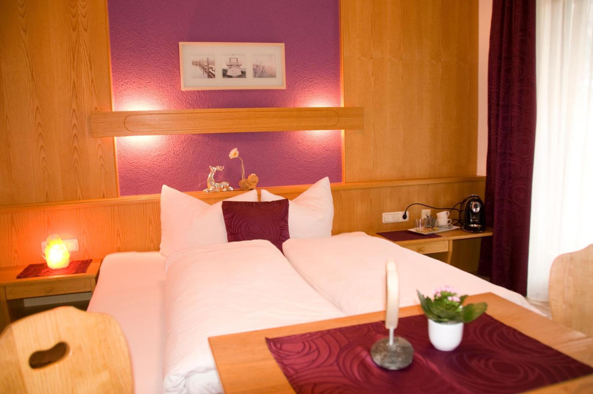 Haus Astoria Apartment Sankt Leonhard im Pitztal Bagian luar foto