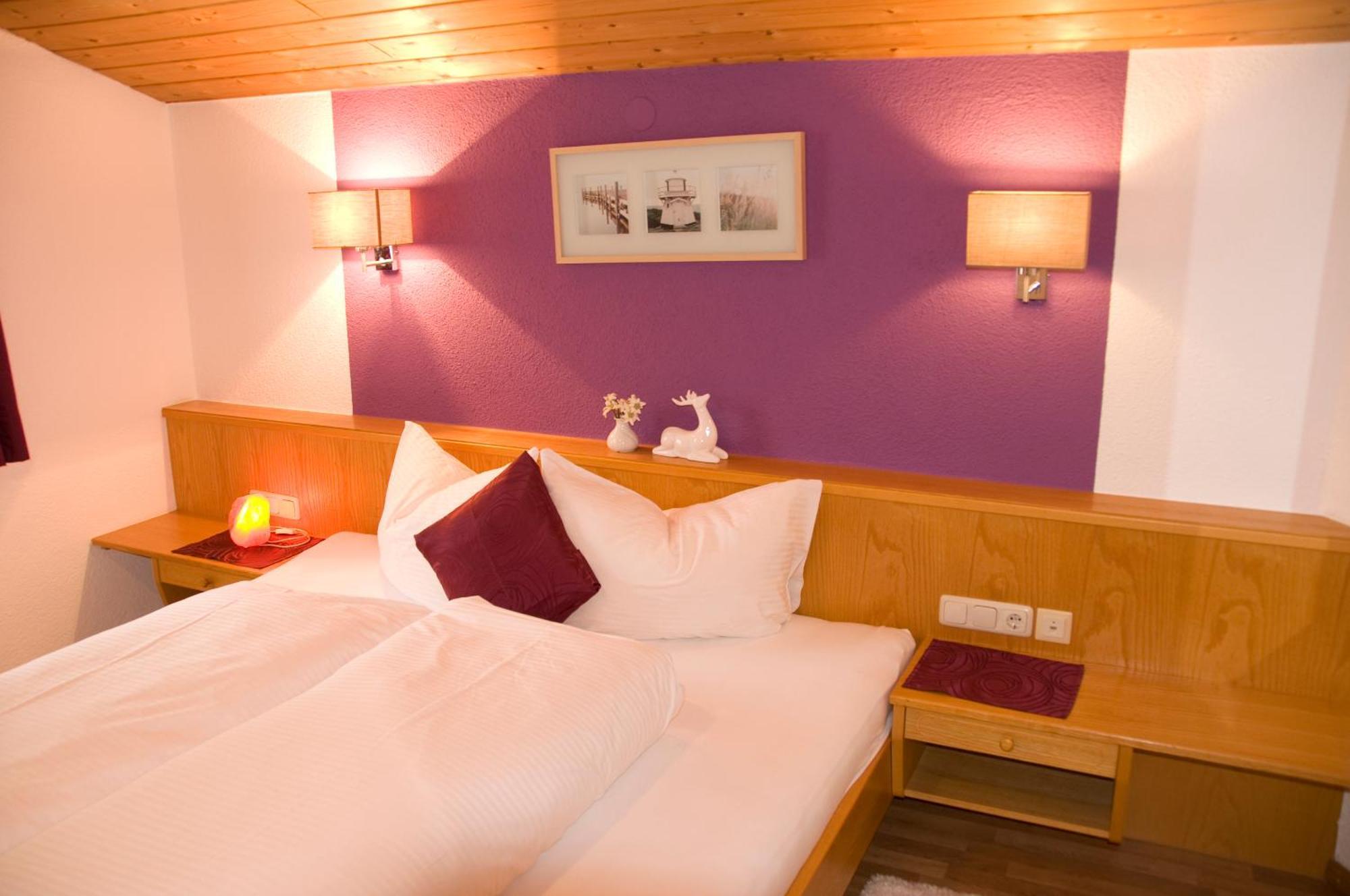 Haus Astoria Apartment Sankt Leonhard im Pitztal Bagian luar foto